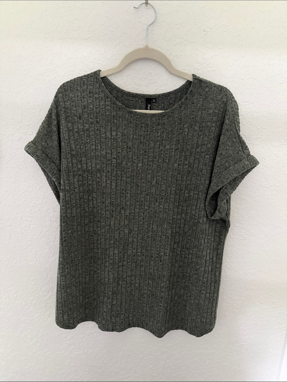 Ribbed Short Sleeve Knit Top - Gray